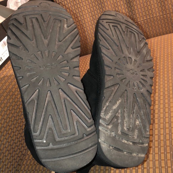 UGG Men’s Harkley Black Boots Size 11 - Picture 4 of 16